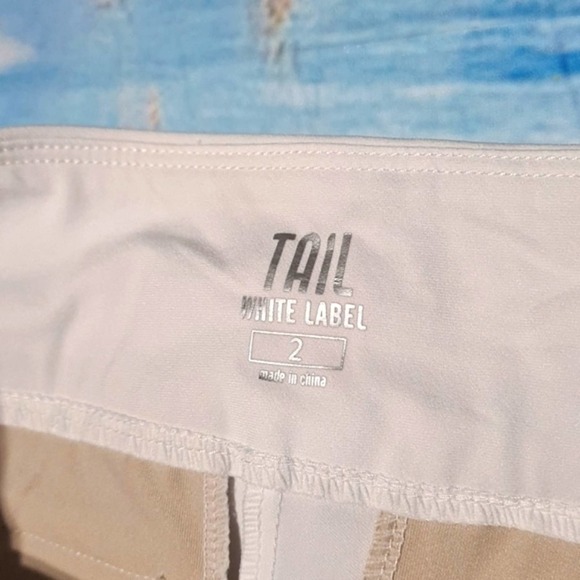 Tail‎ White Shorts Size 2 NWT - Picture 2 of 5